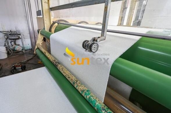 Stof van de silicone de Rubber Met een laag bedekte Glasvezel aan Enige Kant voor Rook en Brandgordijn